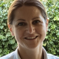 Dr. Nadine Anstipp Dr. Nadine Anstipp, Fachärztin Für Innere Und Allgemeinmedizin